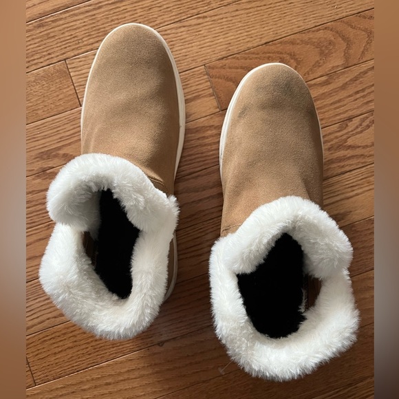 [US11]Ripzone Women's Kensington Waterproof Slip On Brown Suede Boots EUC - Picture 2 of 7